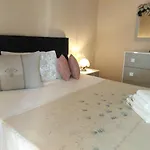 Jelena's Luxury 4*