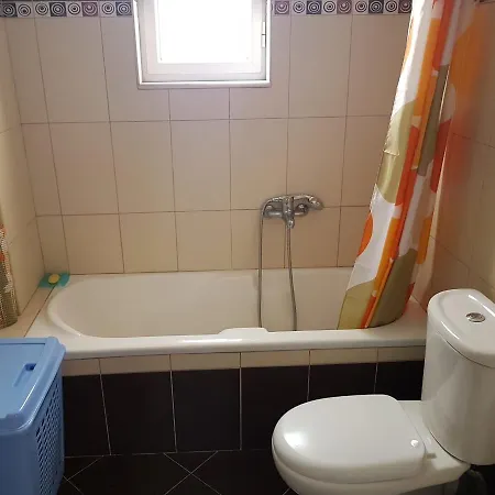 Jelena's Luxury 4* Sarandë